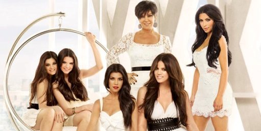 keeping up with the kardashians family photo. Keeping Up with the